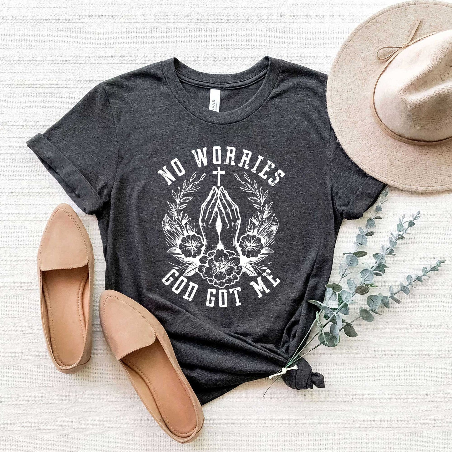 No Worries Cross | Short Sleeve Graphic Crew Neck