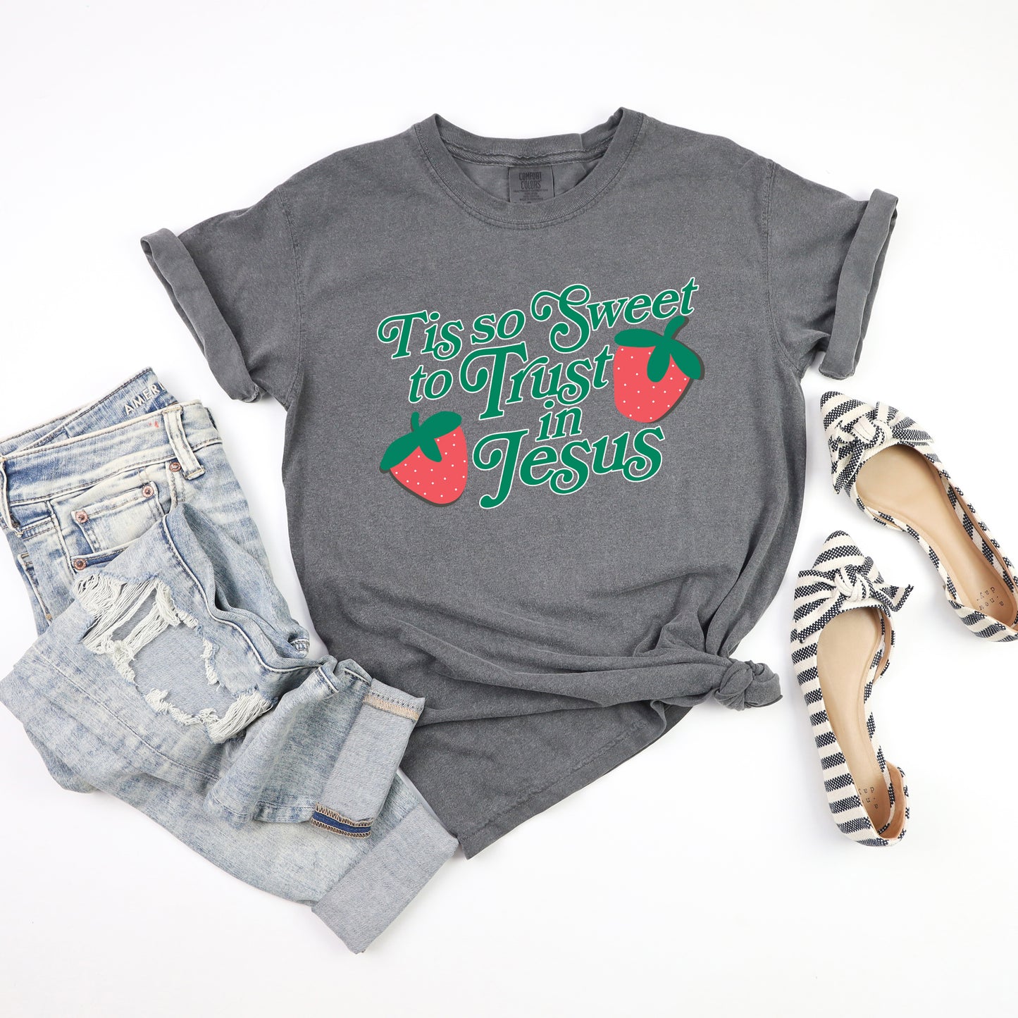 Tis So Sweet To Trust In Jesus | Garment Dyed Tee