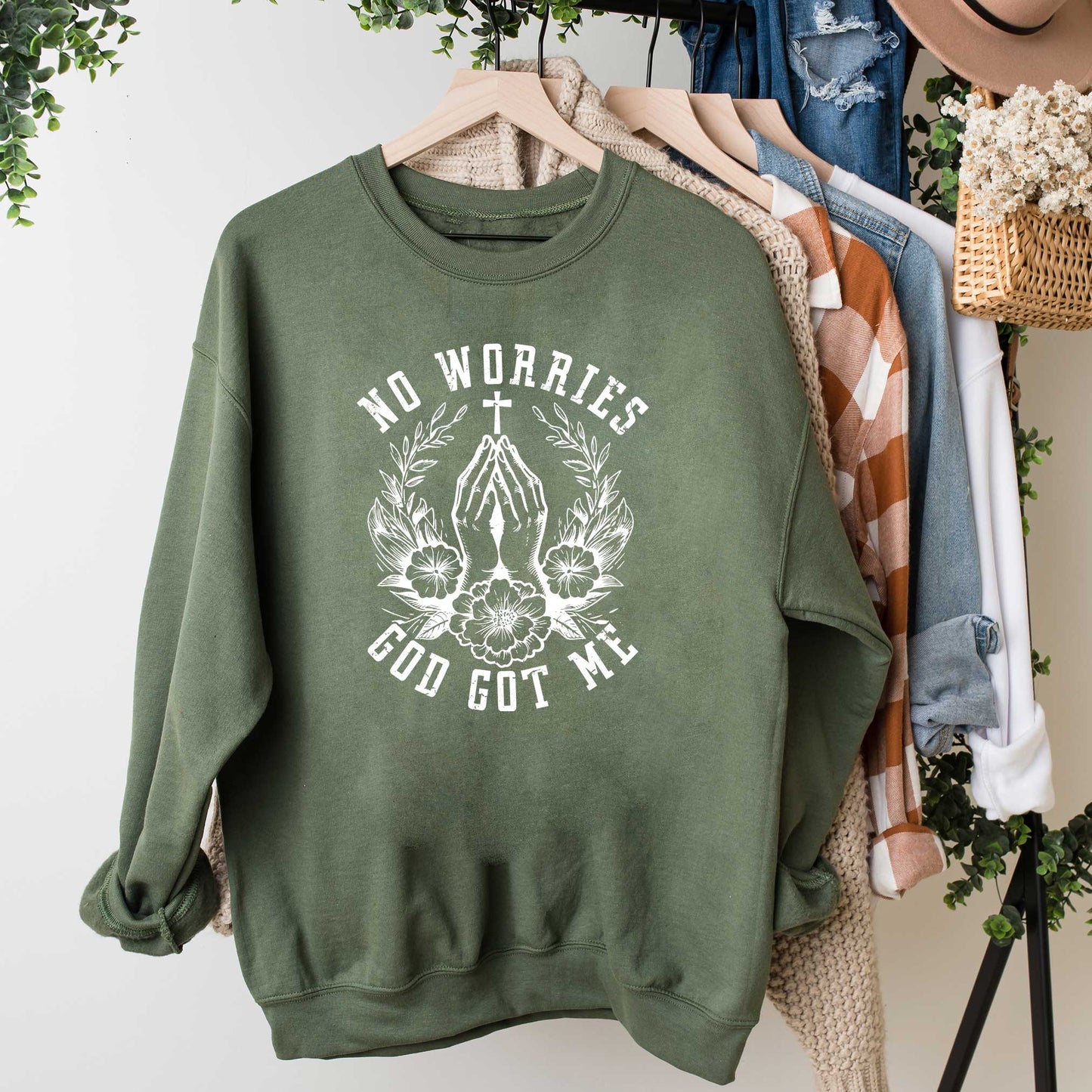 No Worries Cross | Sweatshirt