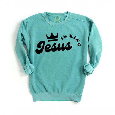 Jesus Is The King Crown | Garment Dyed Sweatshirt