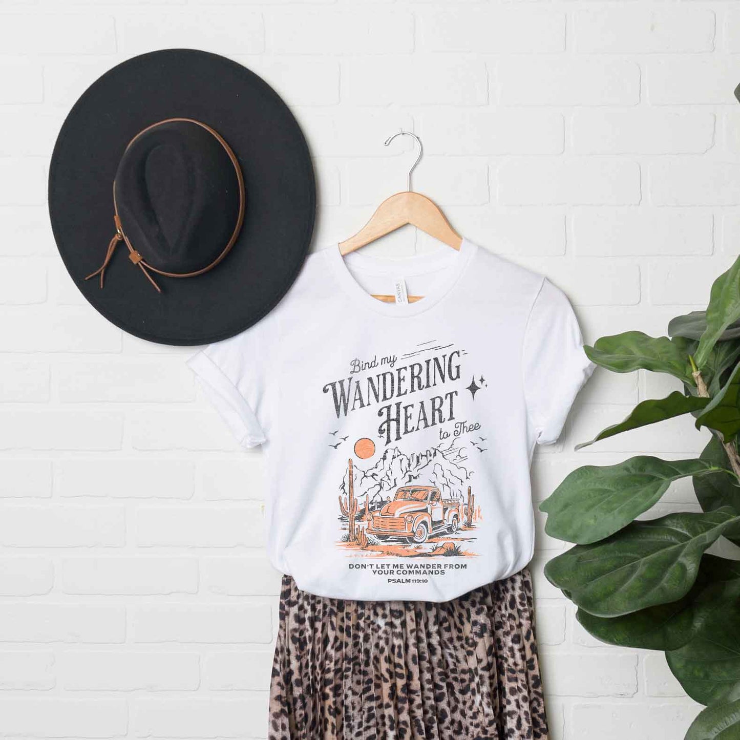 Bind My Wandering Heart | Short Sleeve Crew Neck