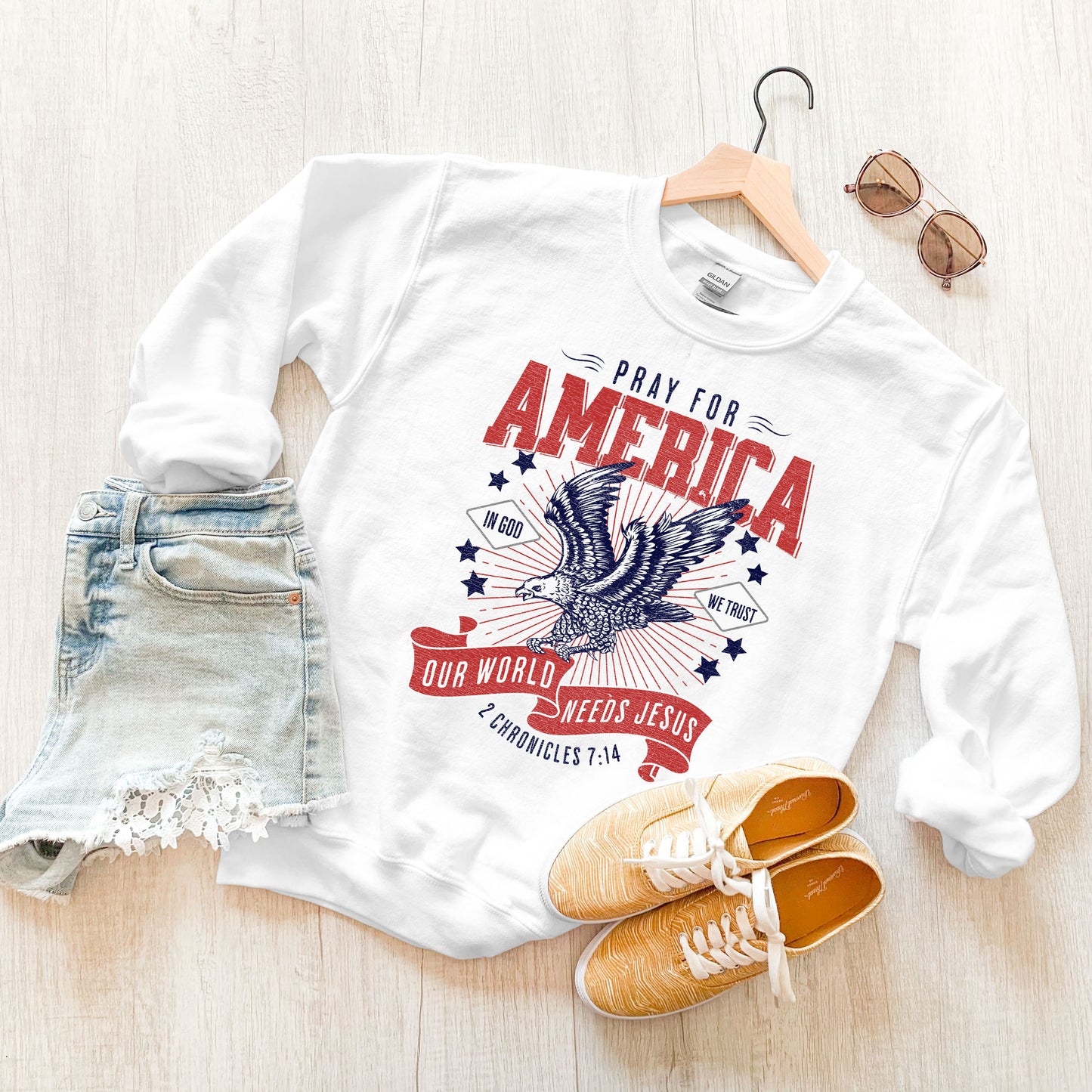 Pray For America | Sweatshirt