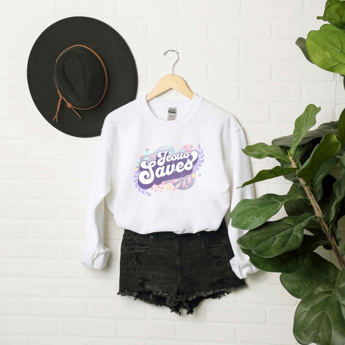 Jesus Saves | Sweatshirt