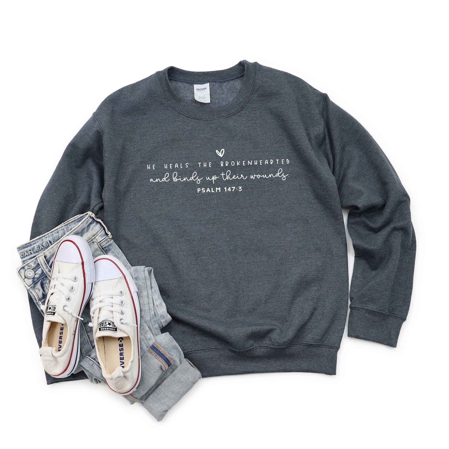 He Heals The Brokenhearted | Sweatshirt