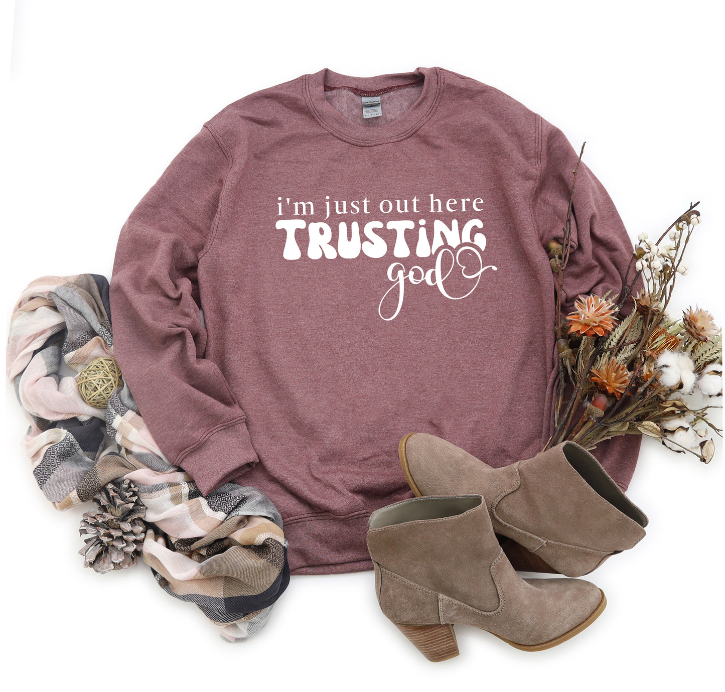 I'm Out Here Trusting God Retro | Sweatshirt