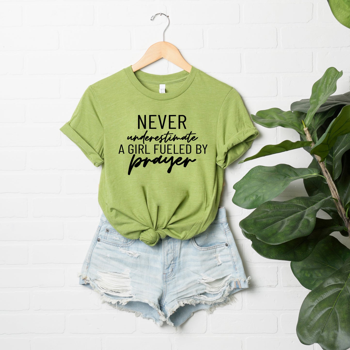 Never Underestimate A Girl | Short Sleeve Crew Neck