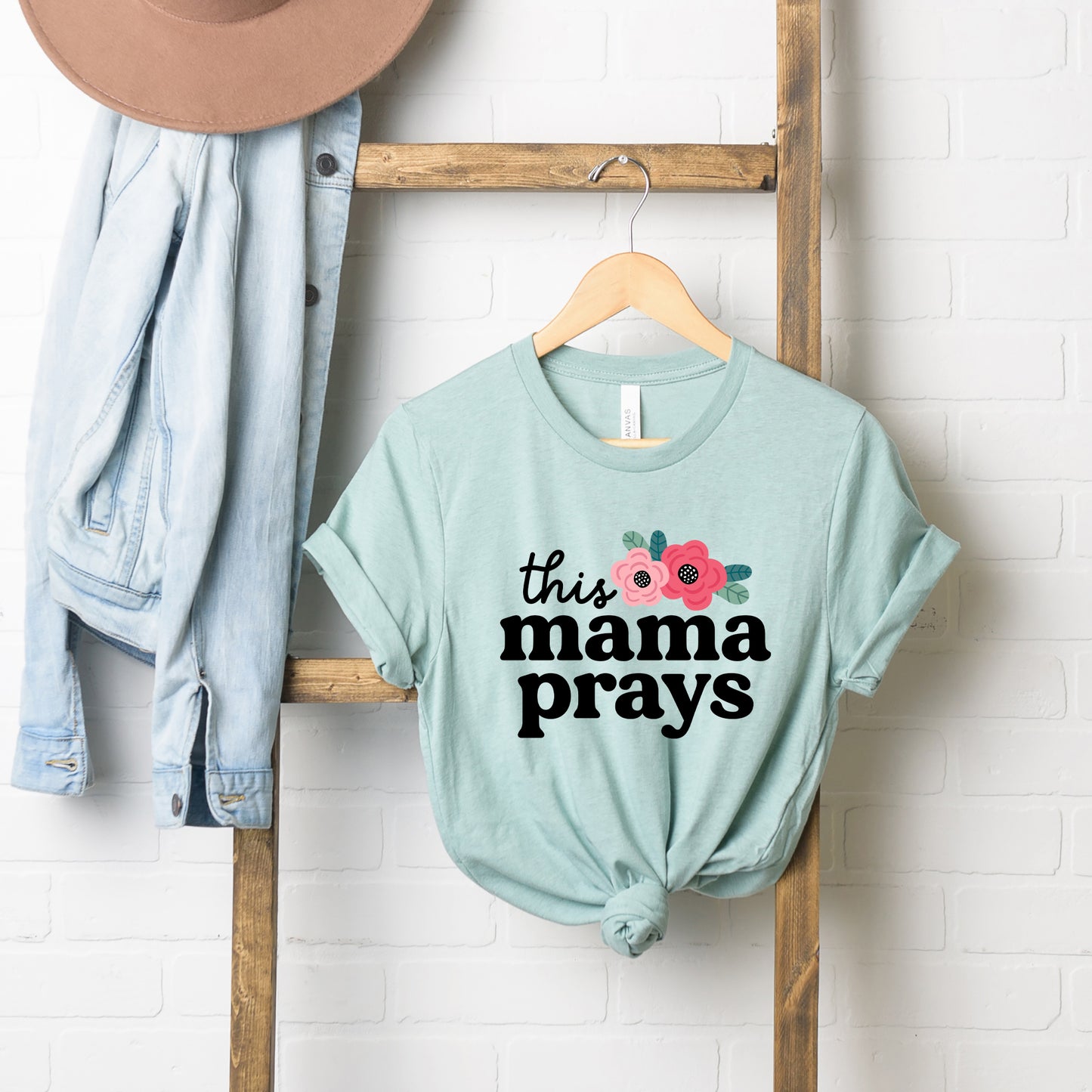 This Mama Prays Flowers | Short Sleeve Crew Neck