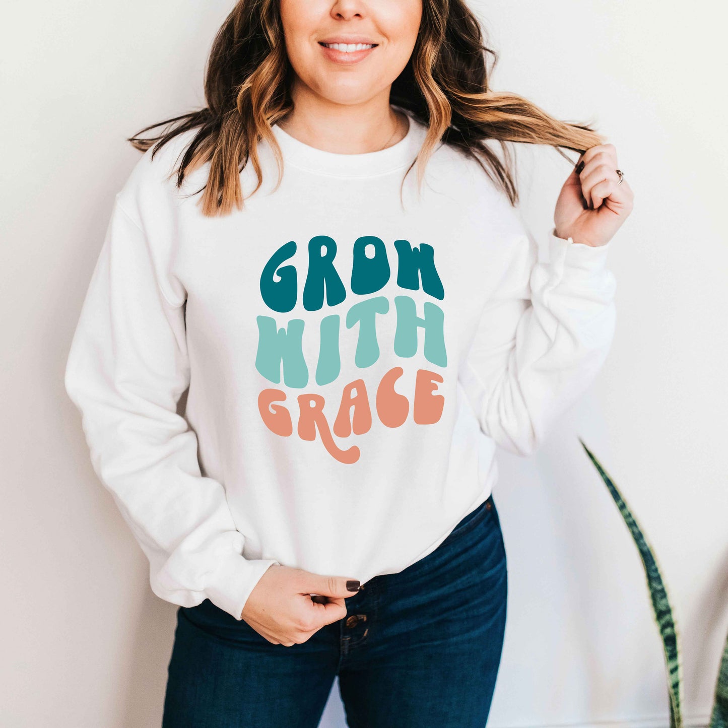 Retro Grow With Grace | Sweatshirt