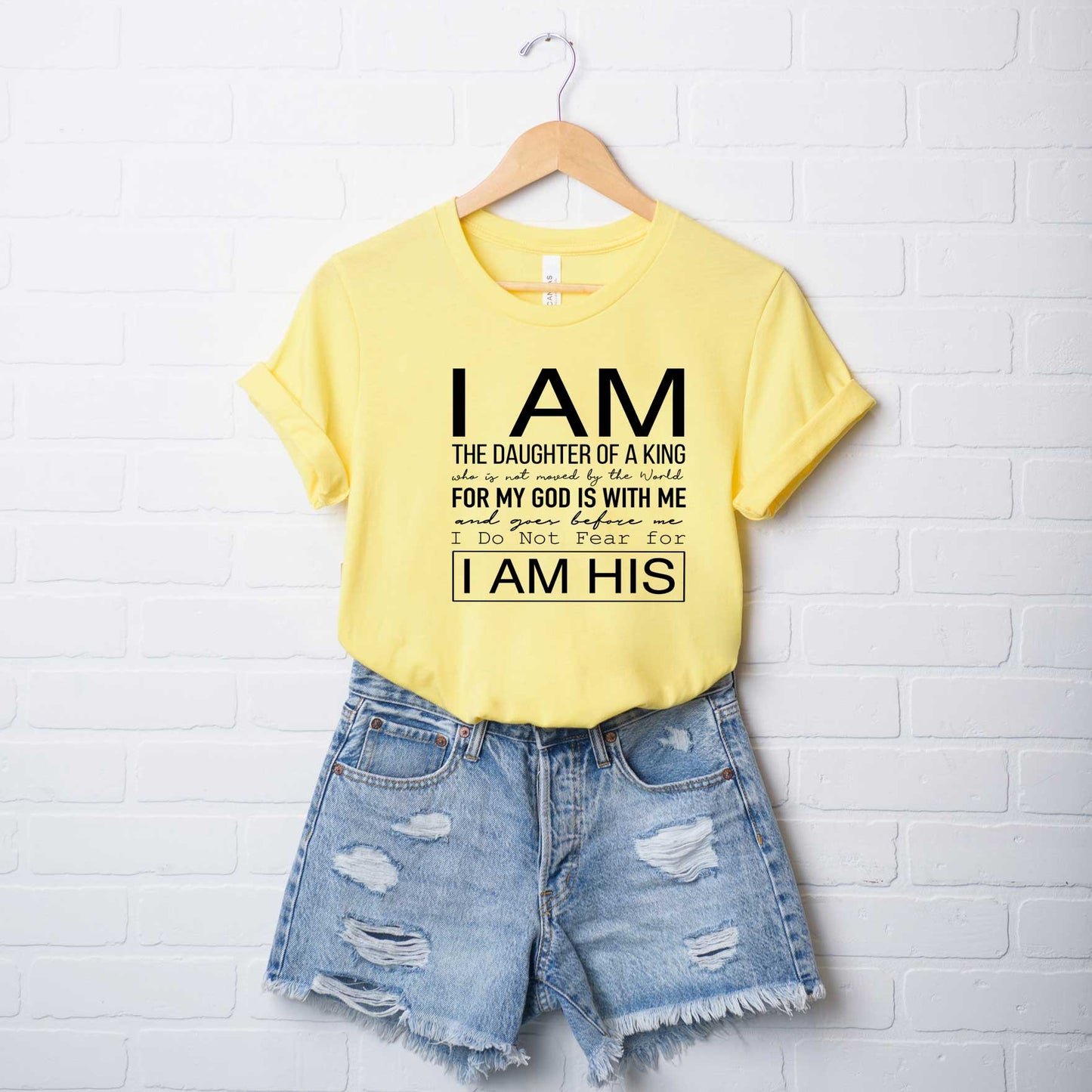 I Am The Daughter Of A King | Short Sleeve Crew Neck