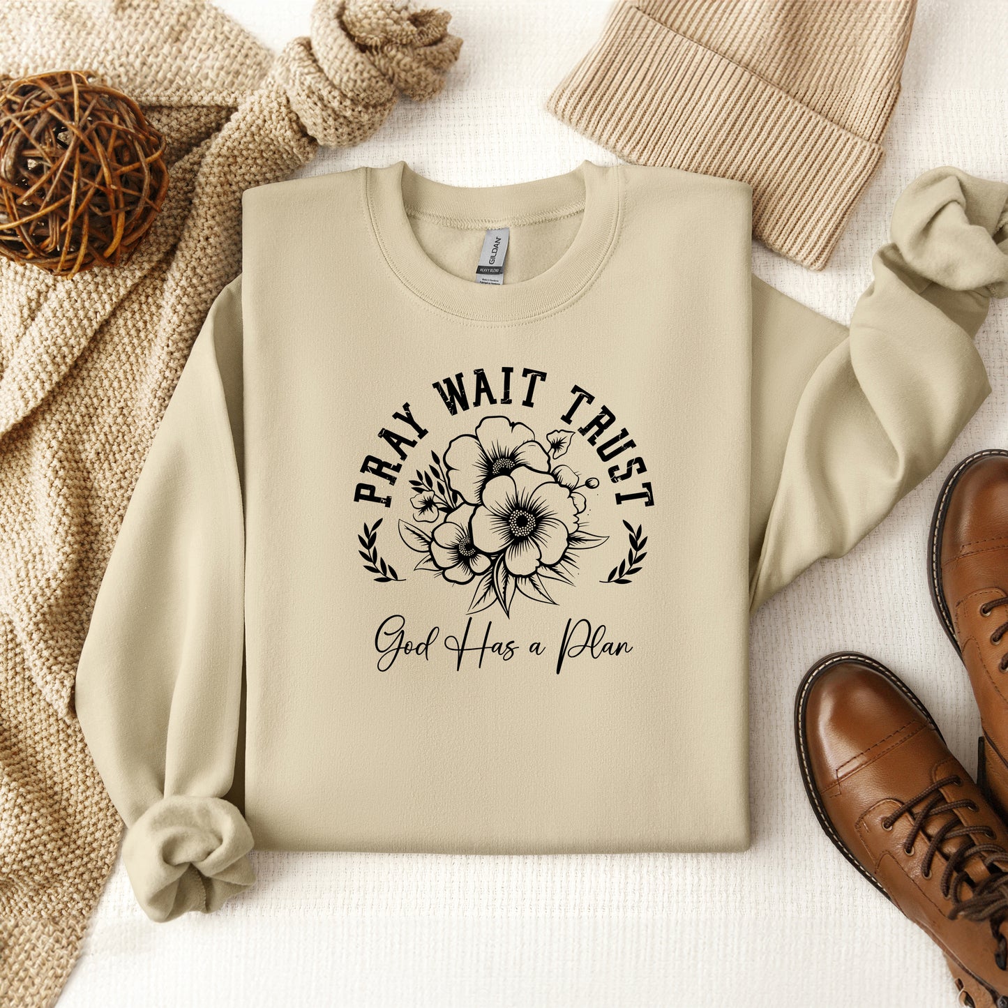 Pray Wait Trust Flowers | Graphic Sweatshirt