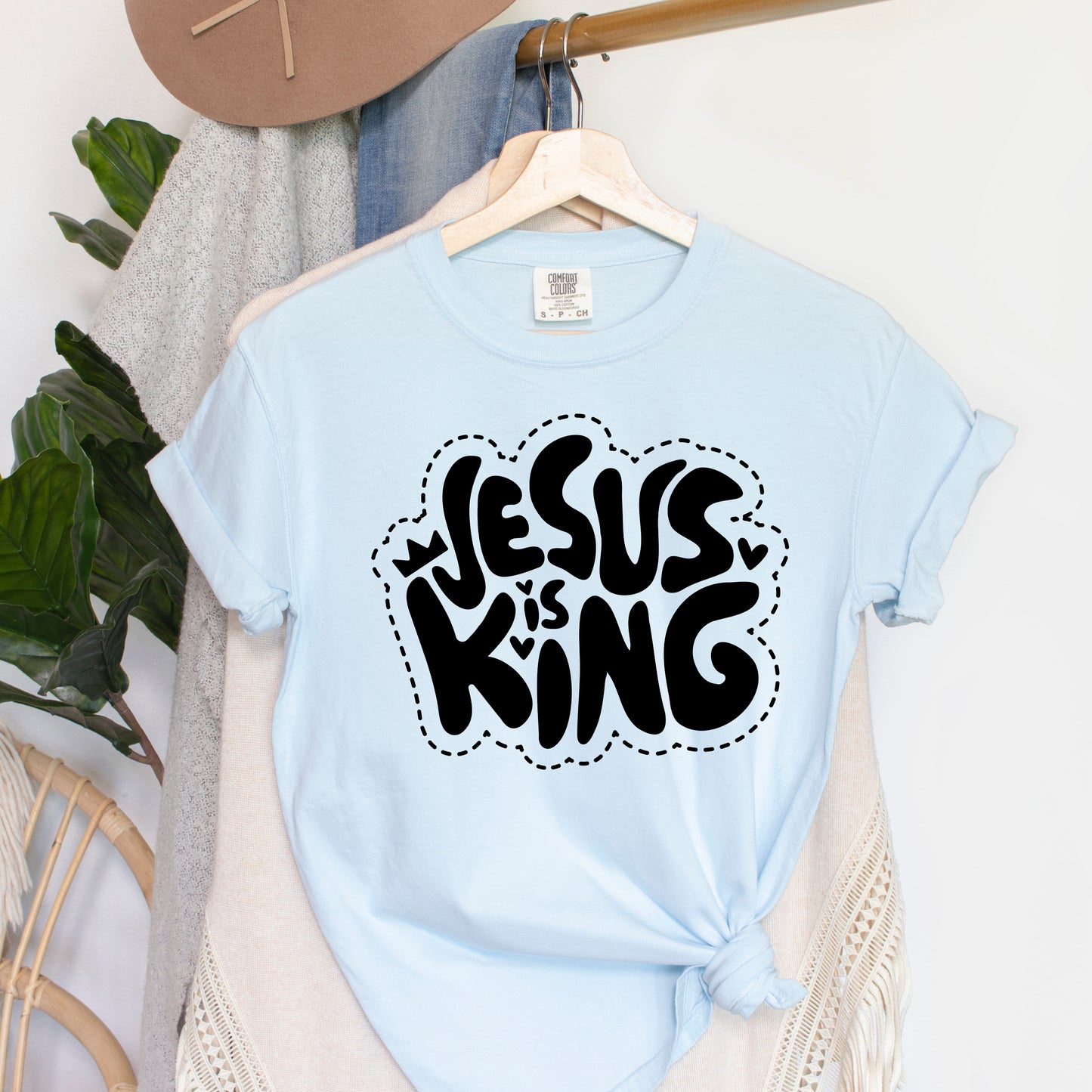 Jesus Is King Hearts | Garment Dyed Tee