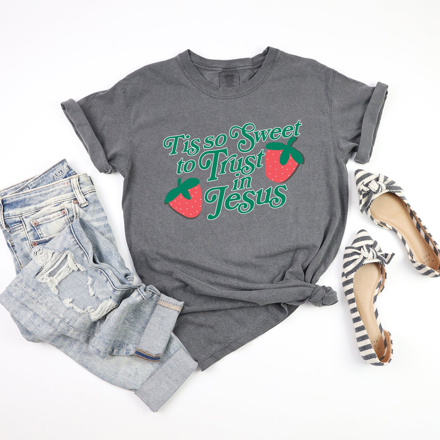Tis So Sweet To Trust In Jesus | Garment Dyed Tee