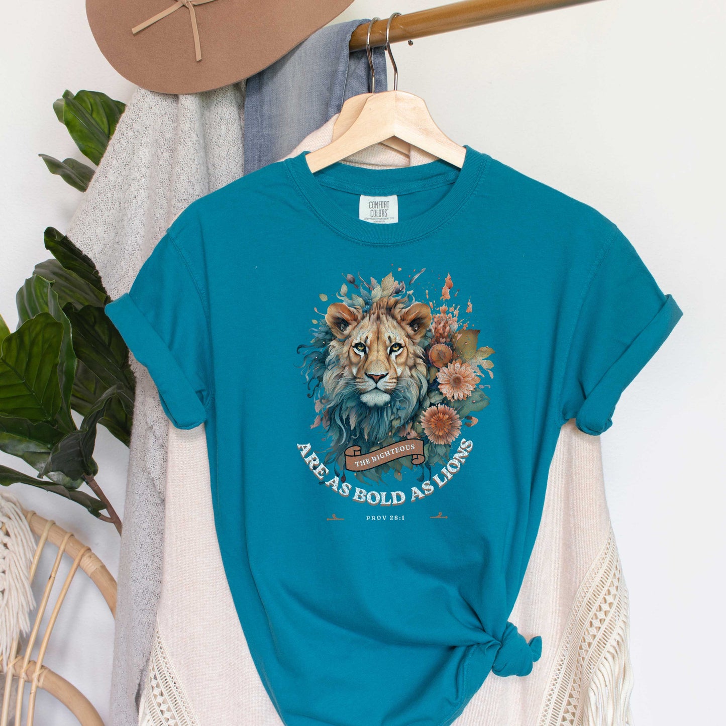 Floral Lion | Garment Dyed Tee