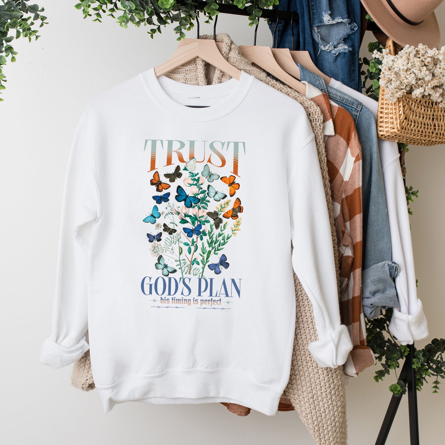 Trust God's Plans Butterflies | Sweatshirt