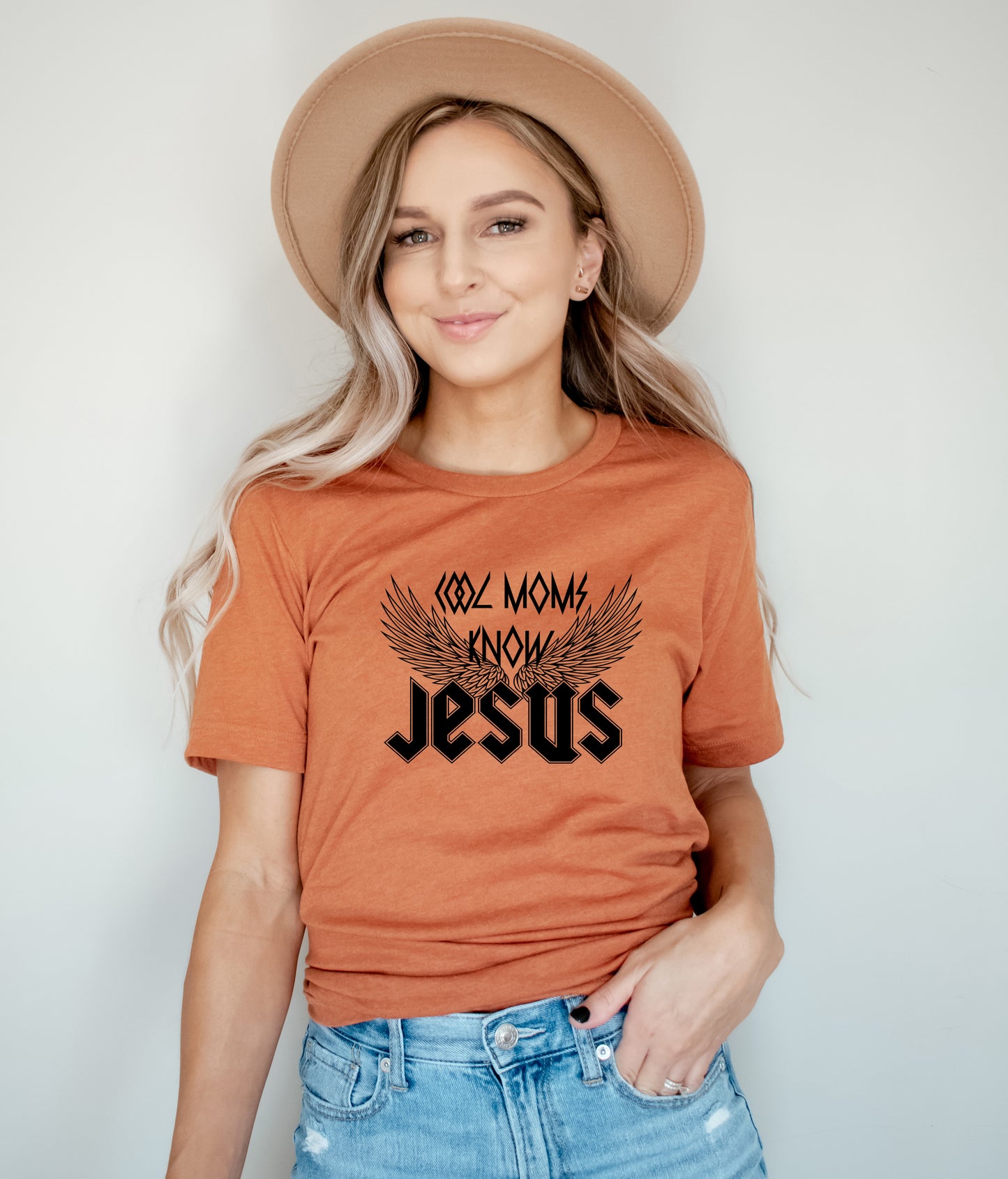 Cool Moms Know Jesus Wings | Short Sleeve Crew Neck