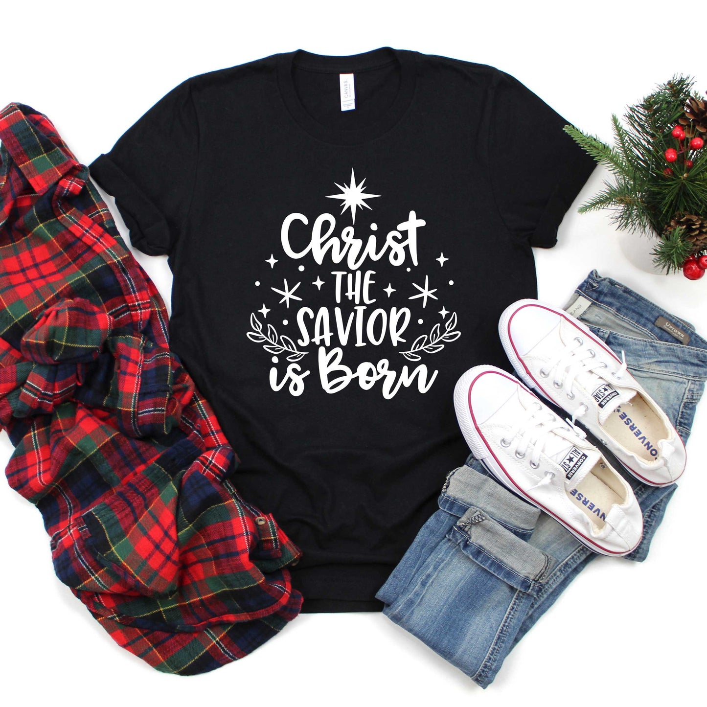 The Savior Is Born Star | Short Sleeve Crew Neck