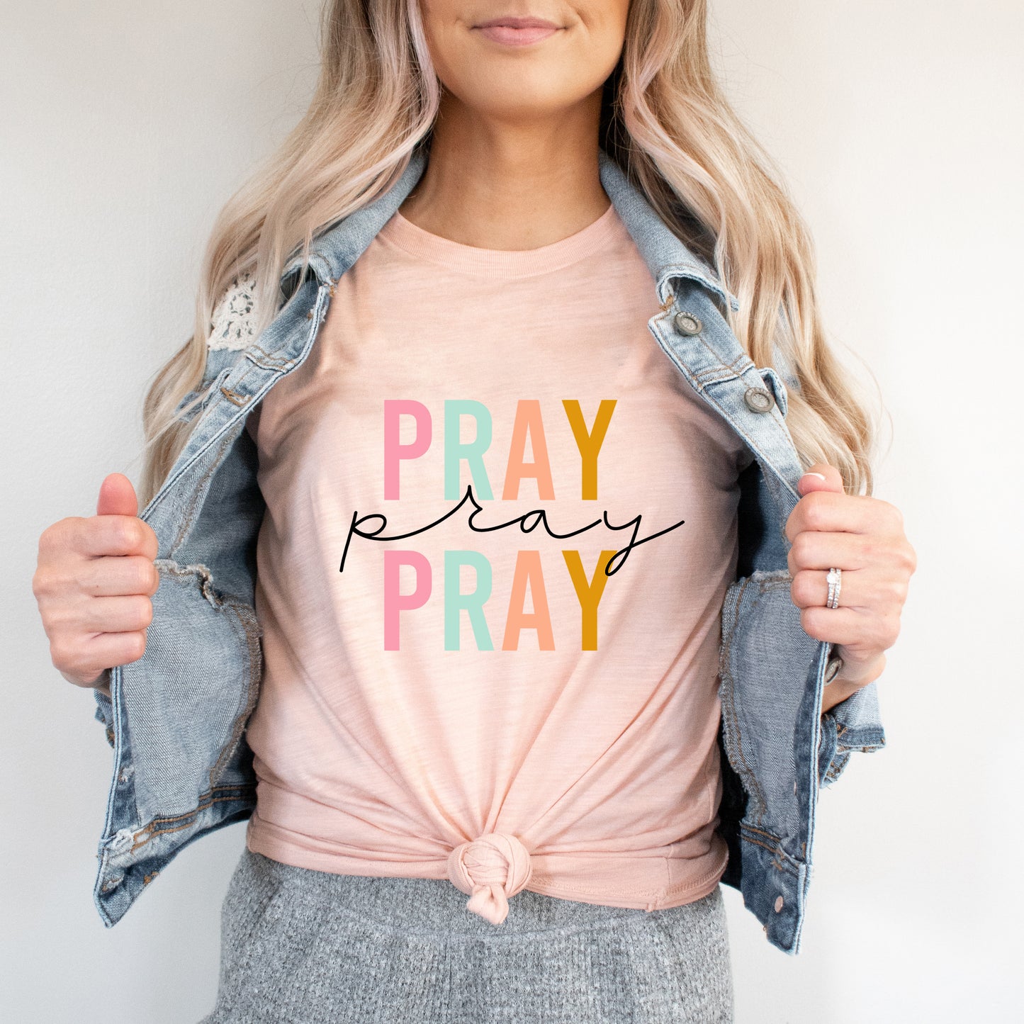 Pray Pray Pray Colorful | Short Sleeve Crew Neck