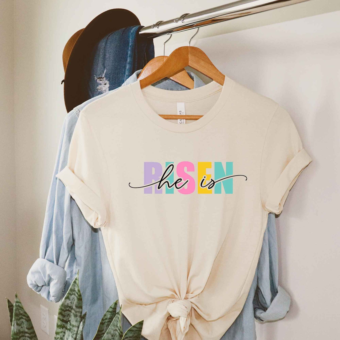 He Is Risen Colorful | Short Sleeve Crew Neck