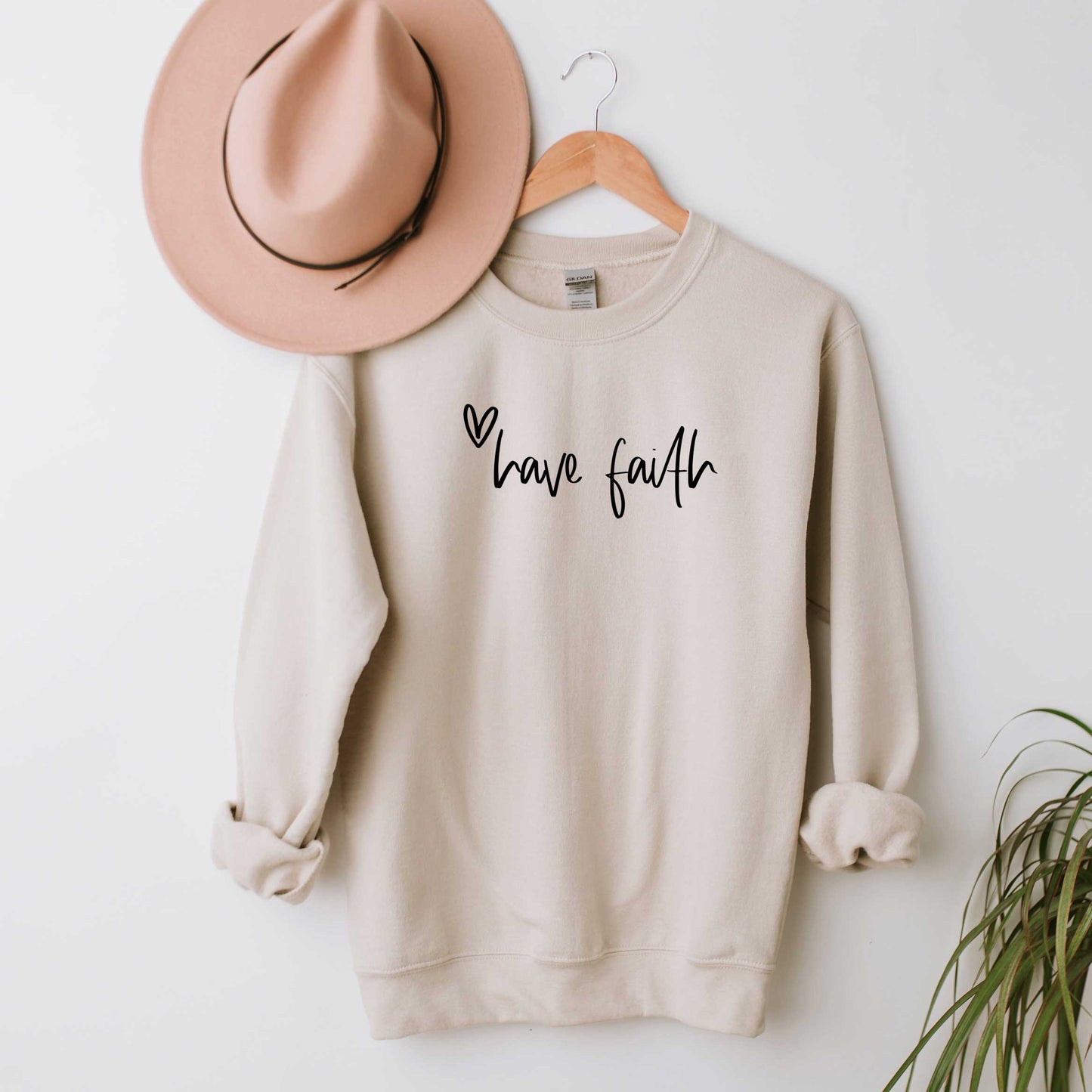 Have Faith Heart | Sweatshirt