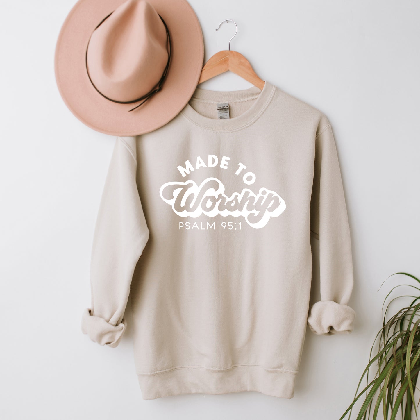 Retro Made To Worship | Sweatshirt