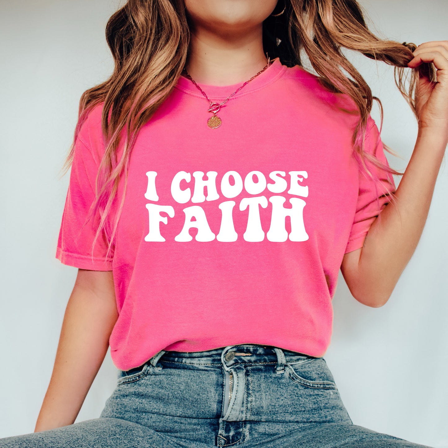 Retro I Choose Faith Wavy | Garment Dyed Tee