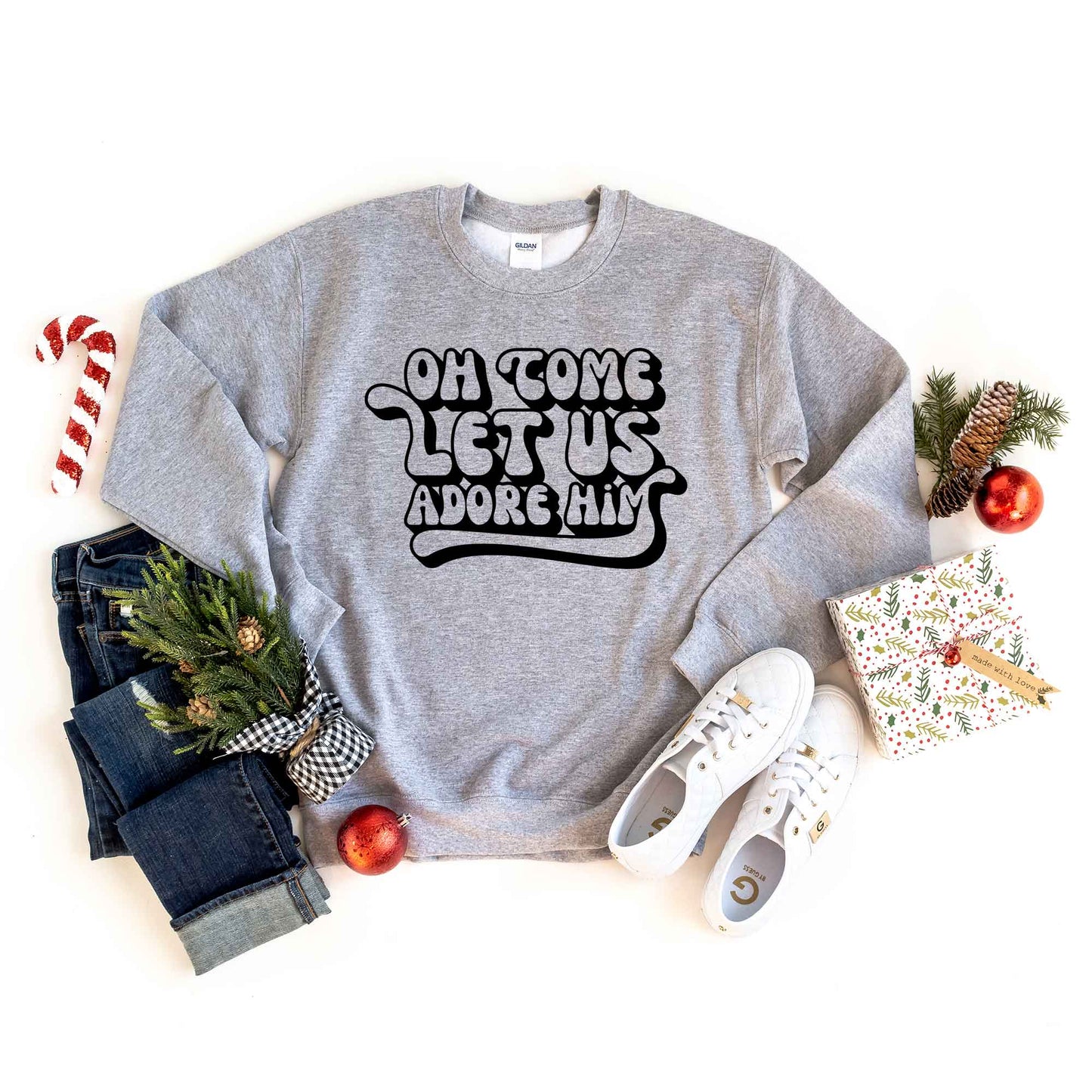 Oh Come Let Us Adore Him Retro | Sweatshirt