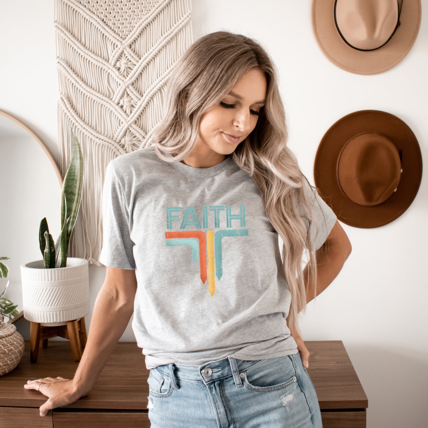 Retro Faith | Short Sleeve Crew Neck