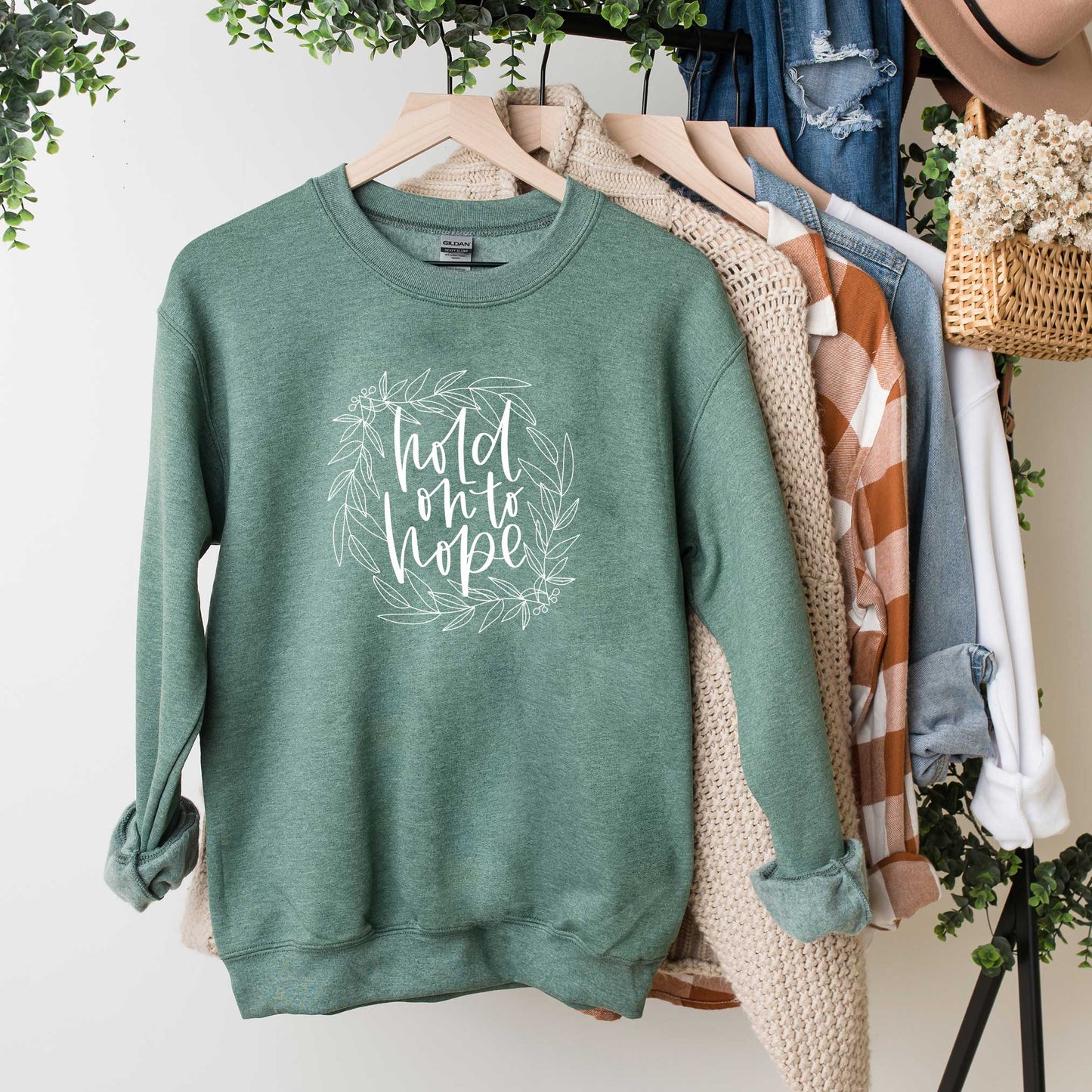 Hold On To Hope | Sweatshirt