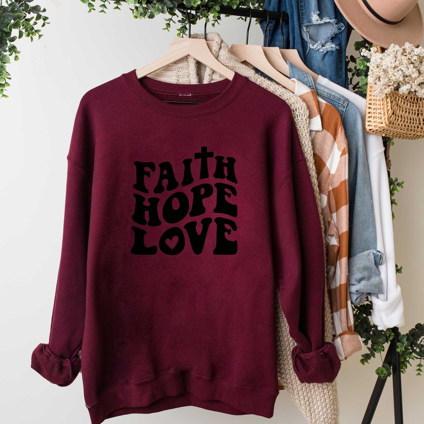 Faith Hope Love | Sweatshirt