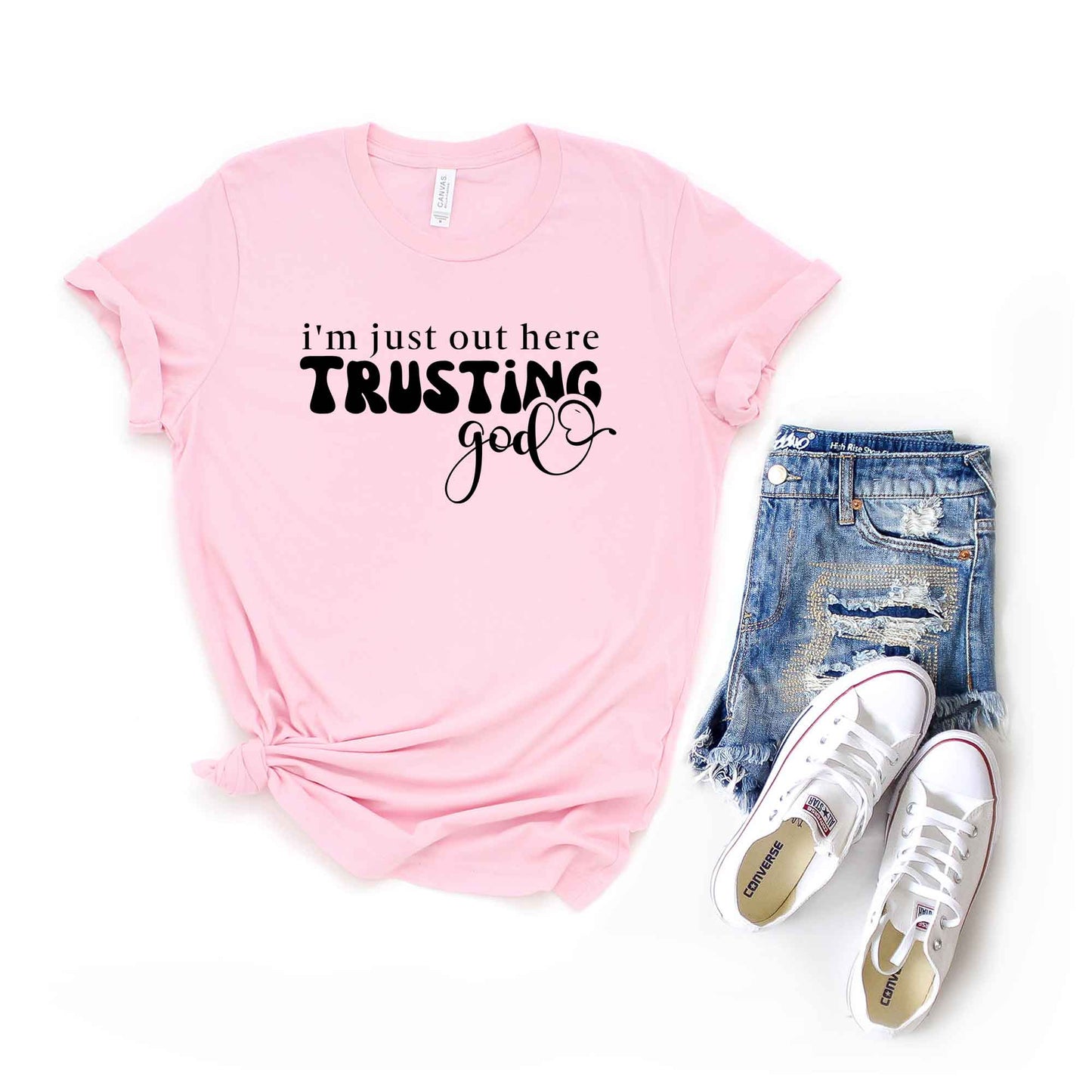 I'm Out Here Trusting God Retro | Short Sleeve Crew Neck