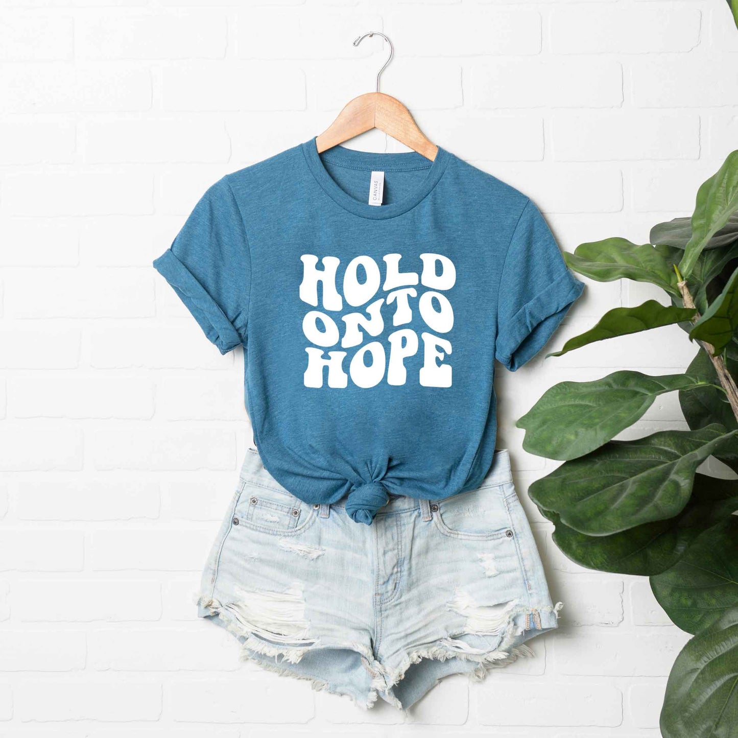 Hold On To Hope Wavy | Short Sleeve Crew Neck